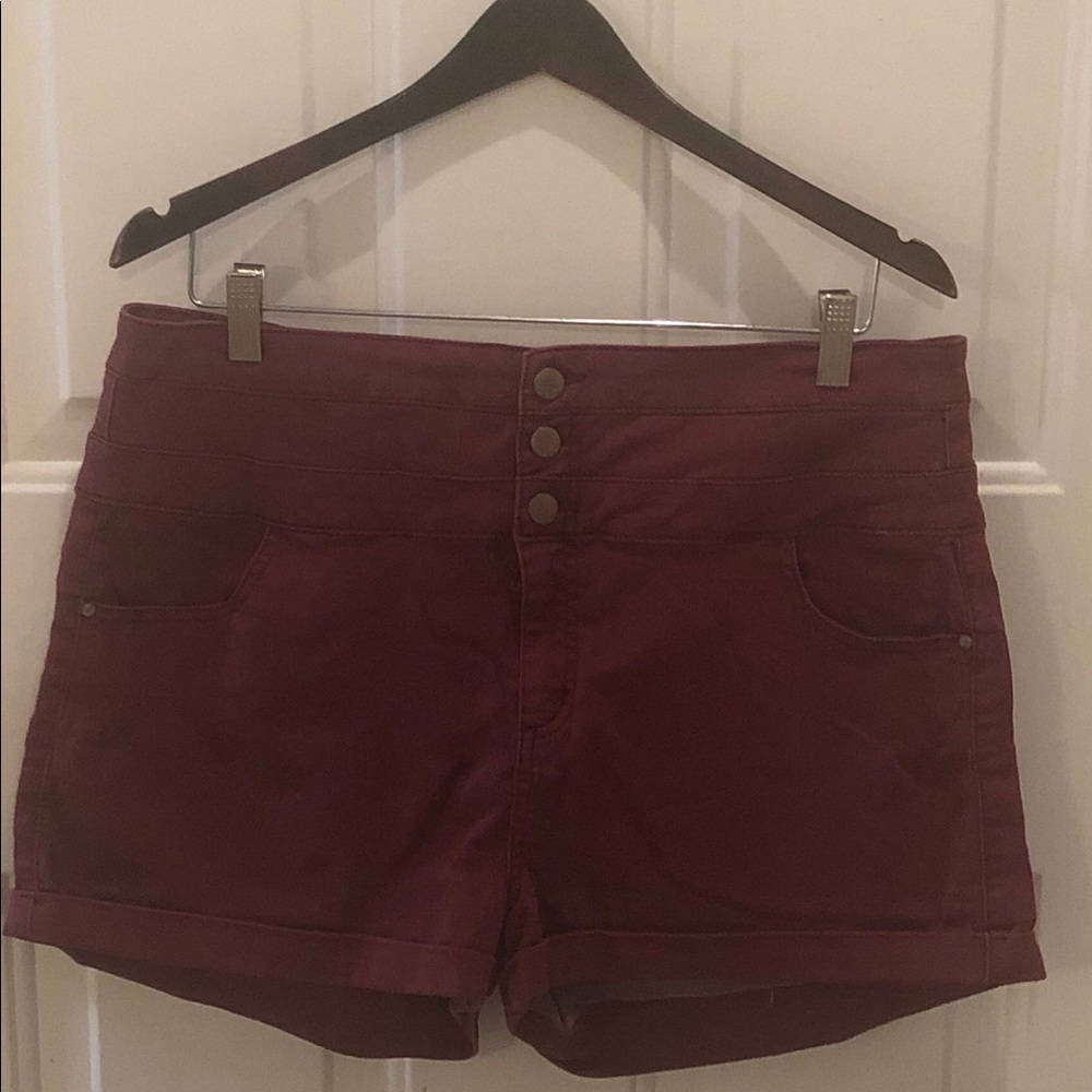 Tinseltown High Rise (Plum) Shorts Juniors (17)